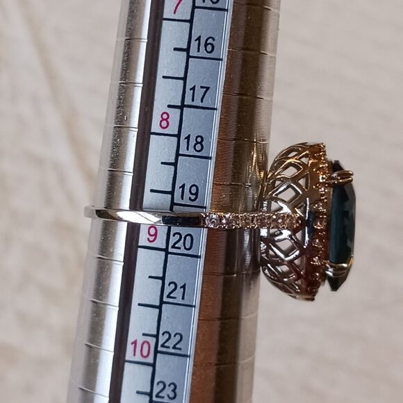 Silver London Blue Topaz and CZ Fashion Halo Ring Size 8.75 NWOT - Picture 11 of 15